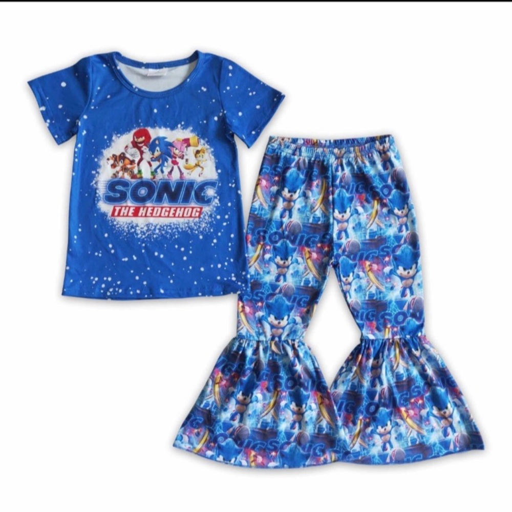 Little girls 2 piece set (Sonic )